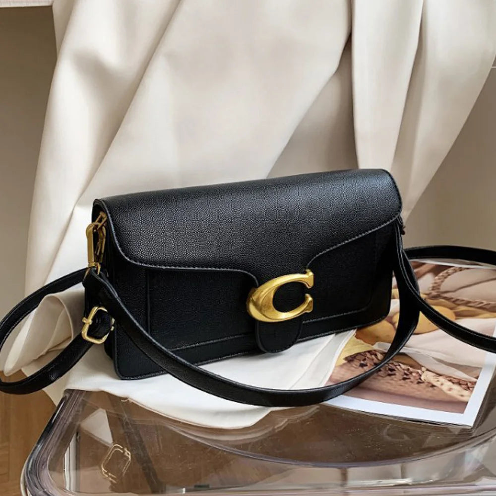 This year's new fashionable underarm shoulder bag with two shoulder straps and a diagonal small square bag